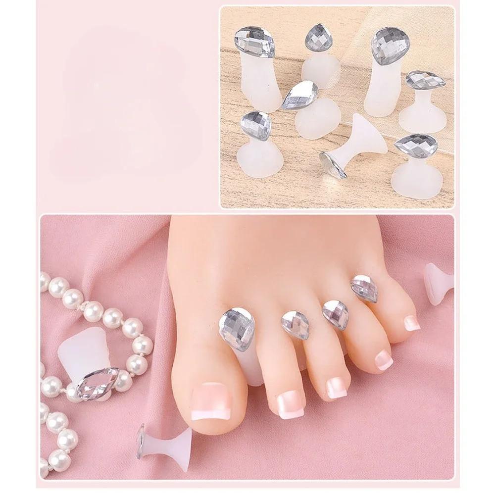 8Pcs/Set Funny Soft Silicone Toe Separator for Nail Polish Set Toe Spacers for Feet Apply Nail Polish Nail Art Pedicure Tool