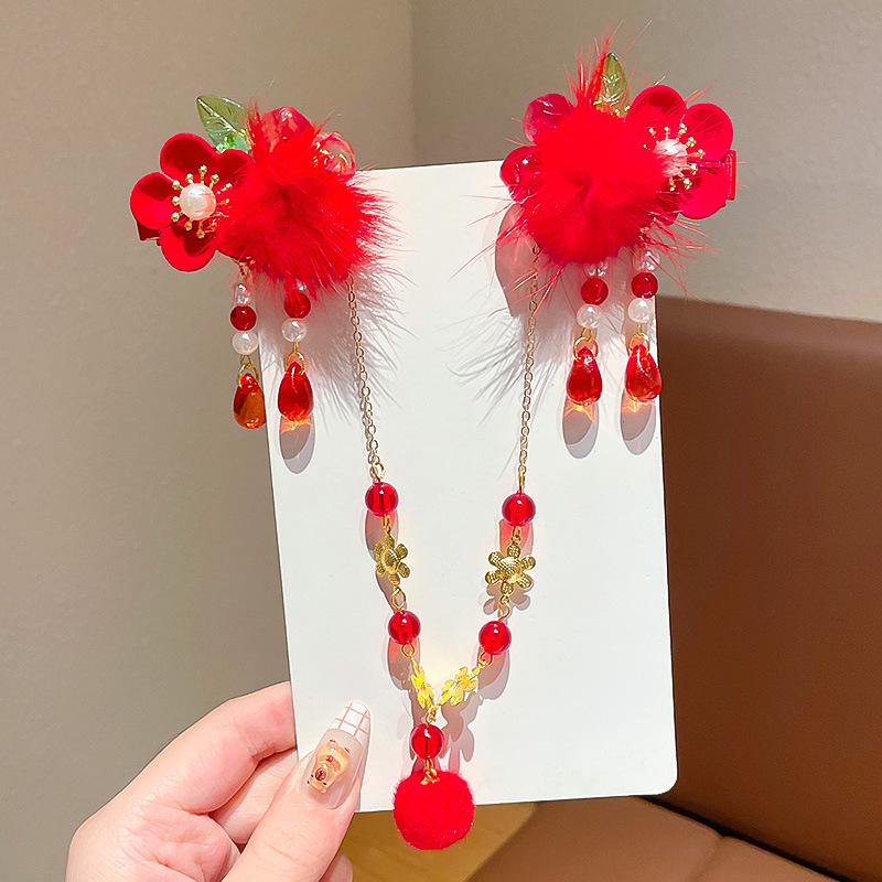 Chinese Style Princess Hanfu Headdress: Tassel Forehead Chain Hair Clip for Girls New Year