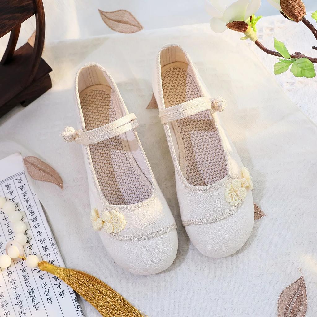 Chinese Knot Women Cotton Fabric Embroidered Ballet Flats Retro Ladies Casual Traditional Old Beijing Shoes Solid Color
