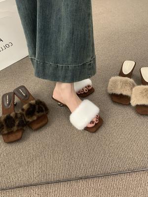 French Evening Breeze with Fluffy Slippers for Women's Outerwear 2025 New Kitten and Mink Hair High-heeled Sandals