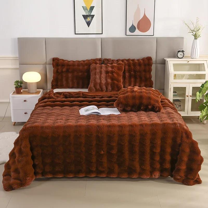 Luxury Soft Faux Fur Throw Blanket Fuzzy Plush Bedspread on the bed plaid sofa cover blankets and throws for living room bedroom