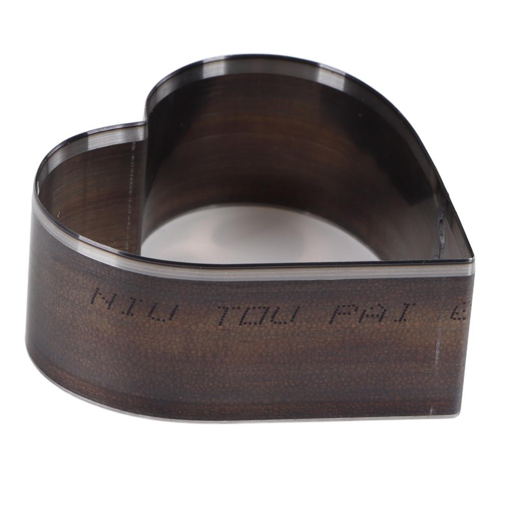 8 ks se úložným boxem Tvar srdce Děrovací nástroj Dutý děrovací set pro kožené výrobky, látku, pěnu