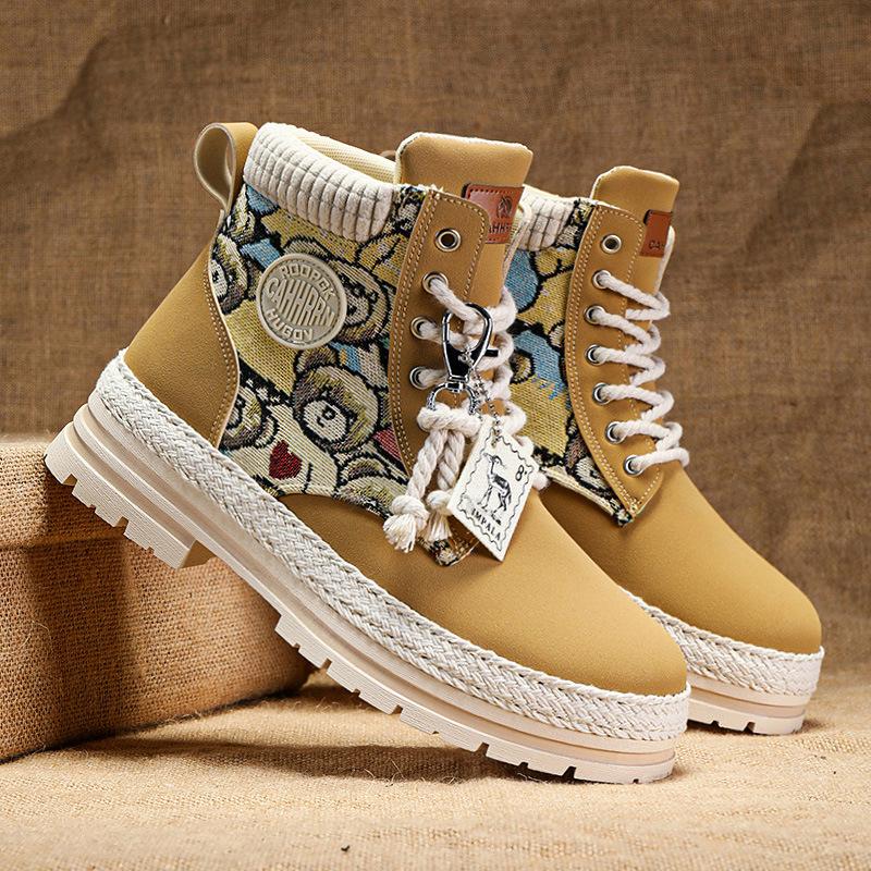 Autumn and winter high-top thick-soled straw Martin boots outdoor tooling casual short boots live mountaineering bear couple boots