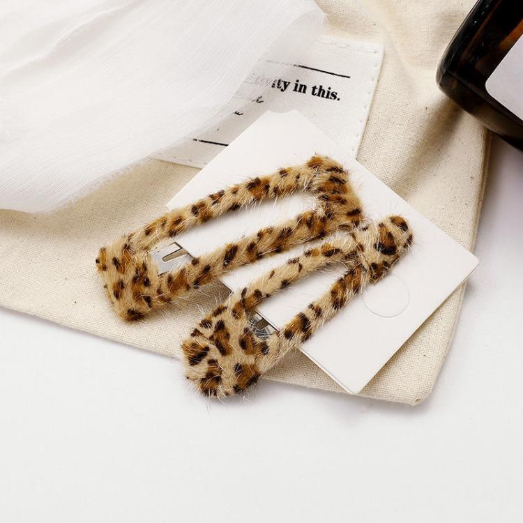2Pcs Rectangular Drop-shaped Retro Hair Clips Korean Plush Leopard Hair Clips Female Personalized Hair Clips Headdress