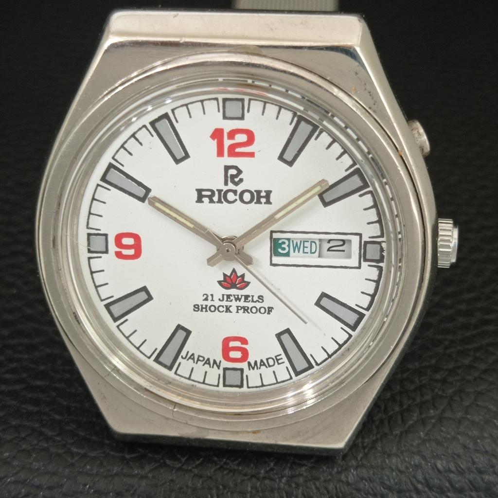 VINTAGE RICOH R31 AUTOMATIC JAPAN MENS WHITE COLOR DIAL WATCH A709396-1