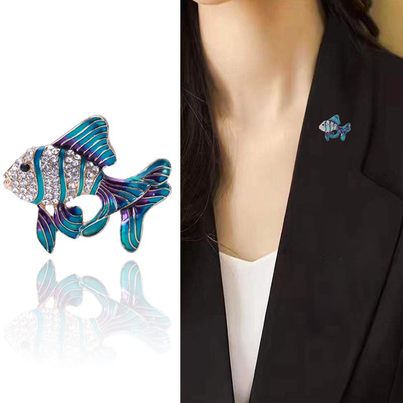 Clothing Accessories Women'S Japanese Personality Brooch Pendant Couple Tropical Fish Oil Drop Cartoon Brooch Collar