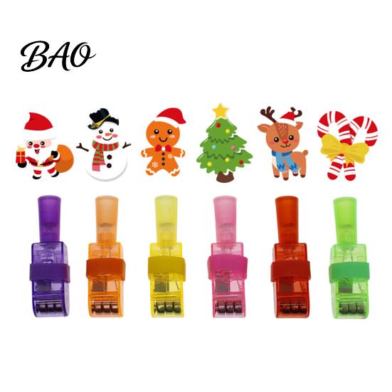 Interactive Play Toys Christmas Finger Projector Light, Mini Patterns LED Toy for Kids, Holiday Goodie Bag Fillers Light Up Ring Projection Xmas Party