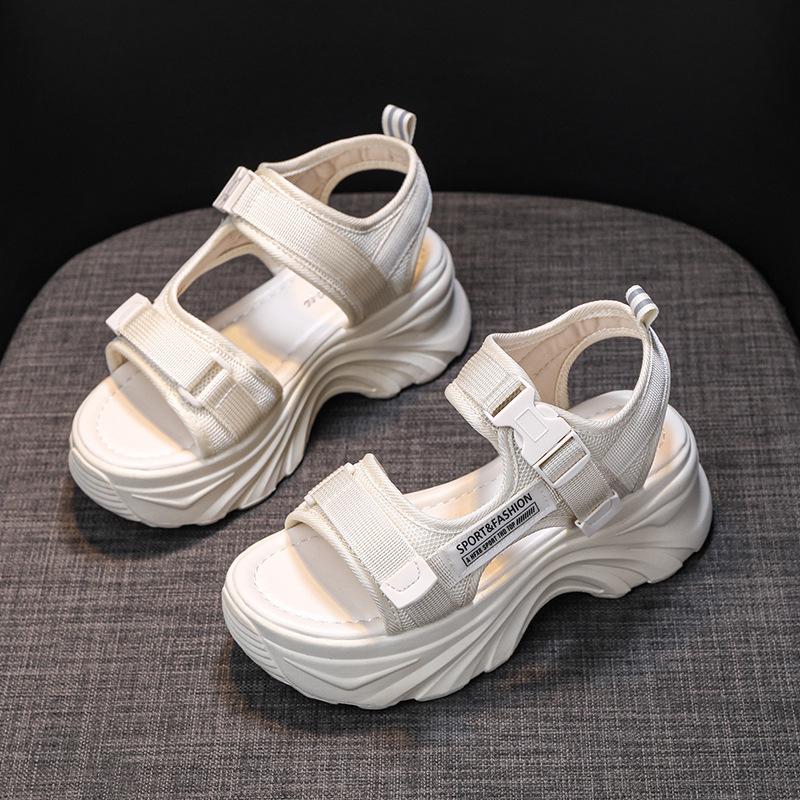 Platform sandals women's 2025 summer new Korean version Velcro fashion outer wear inner height increase muffin Roman shoes