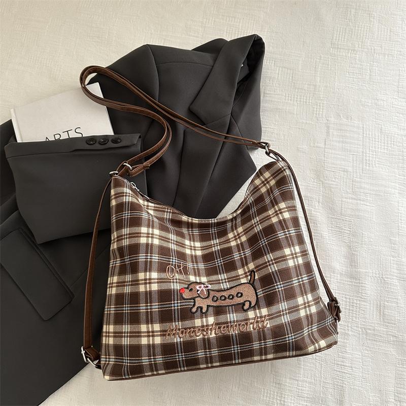 Commuter large-capacity bag women's new popular wax sausage dog double shoulder back bag single shoulder messenger bag tote bag