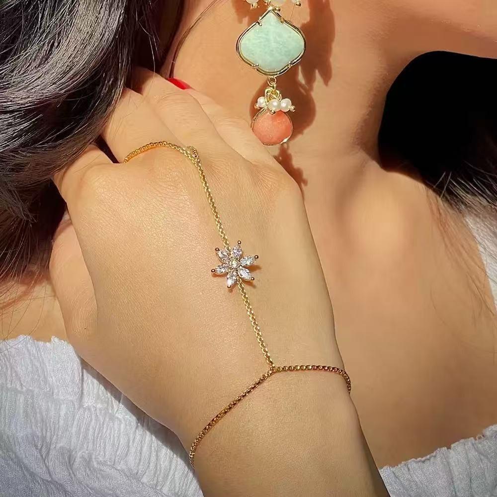 Bohemian Glänzendes Rhombus Kristall Armband für Damen Mädchen Einfache Dünne Herz Blume Schmetterling Kette Fingerarmbänder Schmuck Geschenke