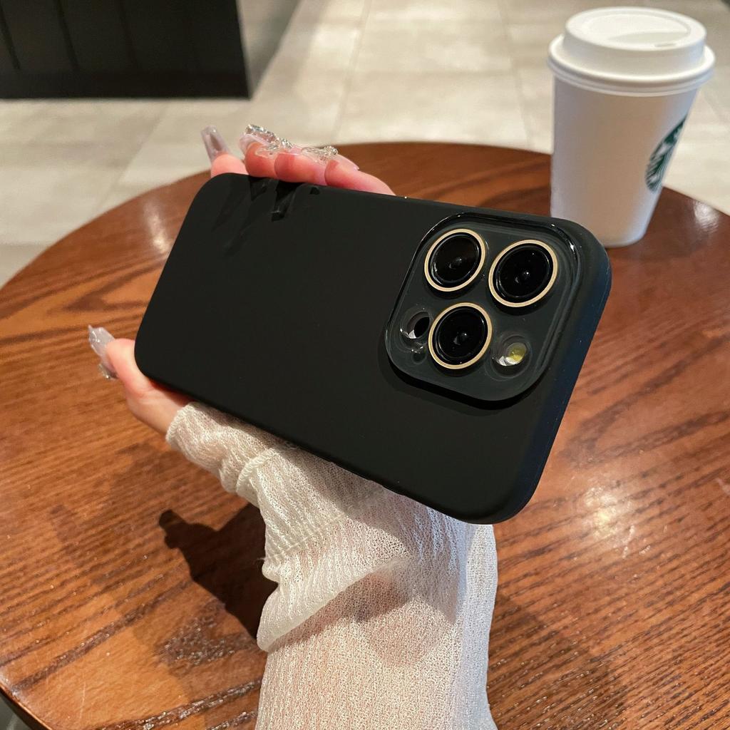 Liquid Silicone Phone Cases for IPhone16promax and All Inclusive Phone Cases with Built In Lens Film for Apple 15