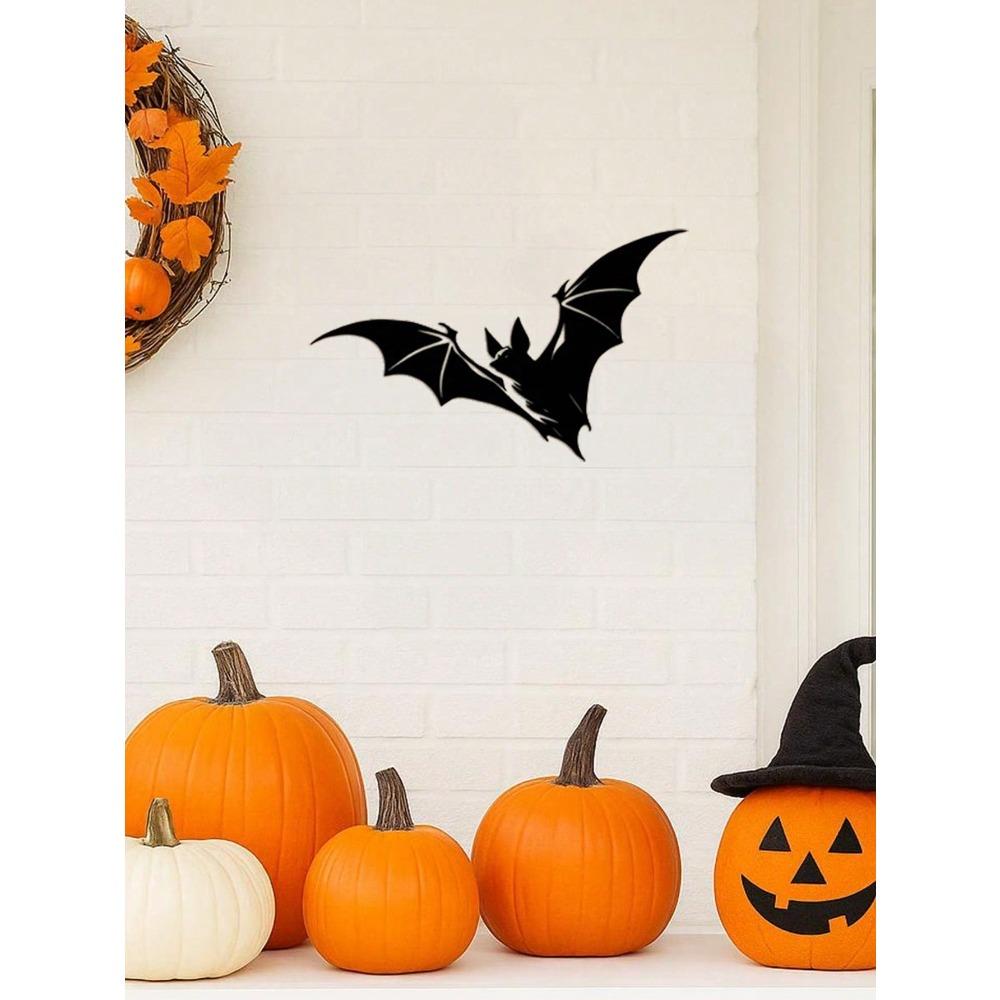 Wrought Iron Bat Wall Decor, 15.75x9.67 Inch Gothic Home Accent for Halloween, Indoor/Outdoor Metal Art