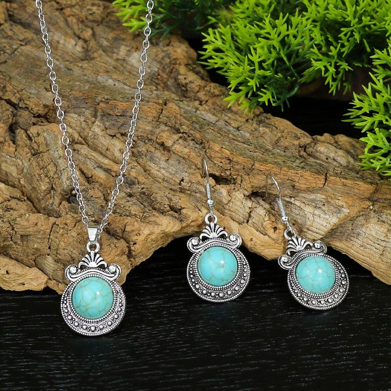 GemChic Women's New Vintage Ethnic Turquoise Geometric Carve Flower Pendant Necklace Earrings Two Piece Set Fashion Birthday Christmas Jewelry Gift