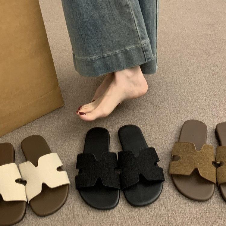 Niche design open-toed slippers women's outer wear 2025 summer new vacation Roman lazy flat sandals