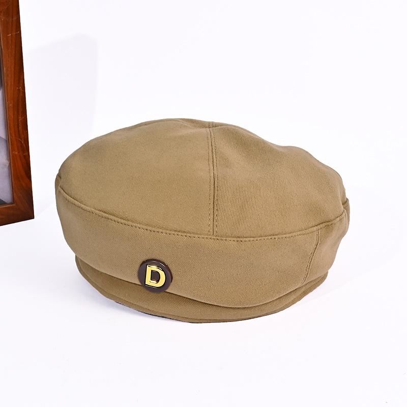 Korean Version of Autumn and Winter New Sweet Hat for Women Versatile Letters Small Label Bele Painter Hat Retro Face Showing Small Beret Hat