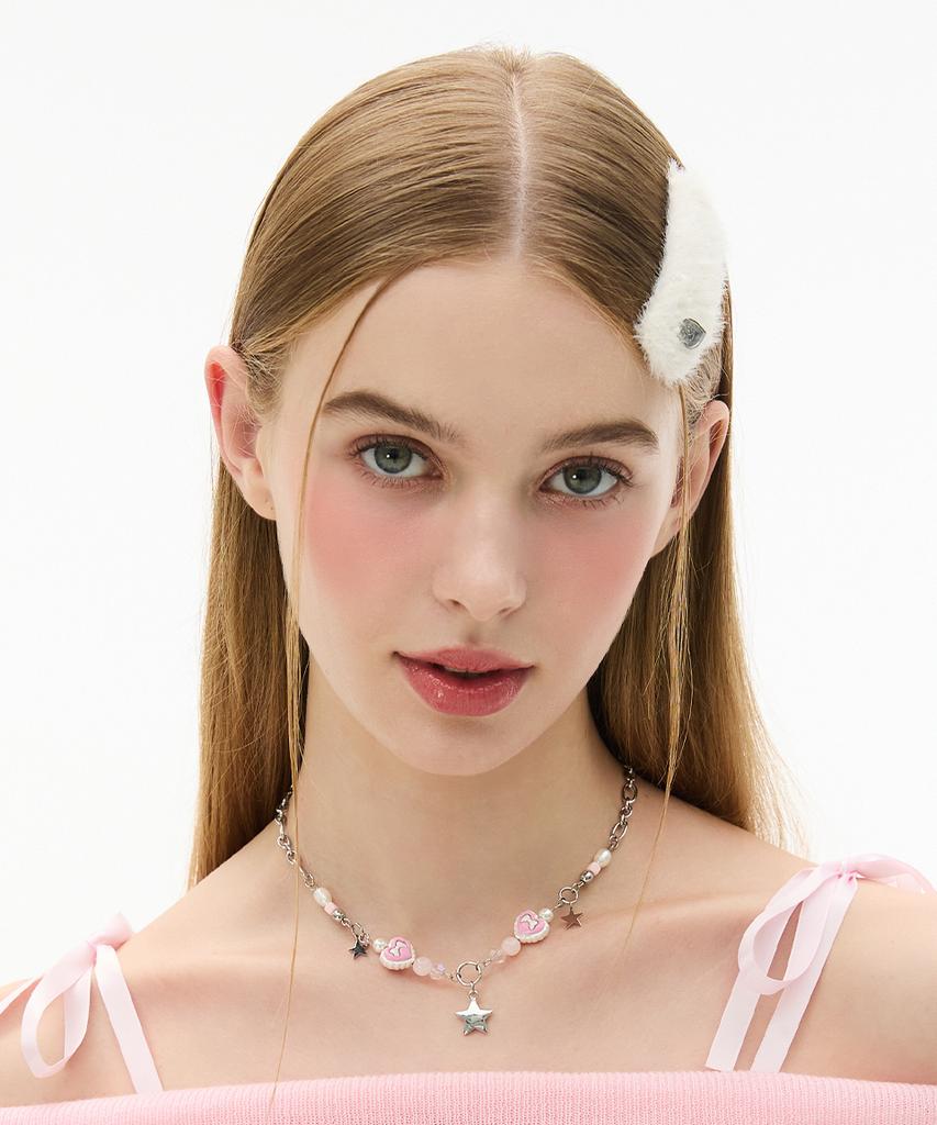 Vvv Ribbon Heart Candy Surgical Chain Necklace
