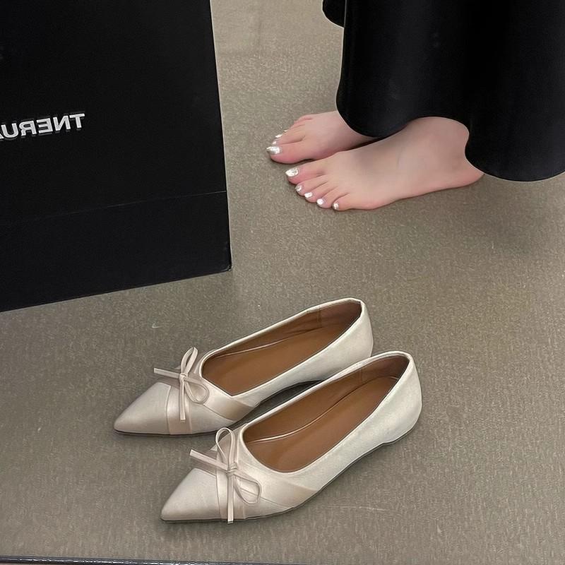 Beautiful French Bow Pointed Single Shoes Women's Autumn 2025 New Models Are Not Tired of Commuting Shallow Mouth Women's Single Shoes