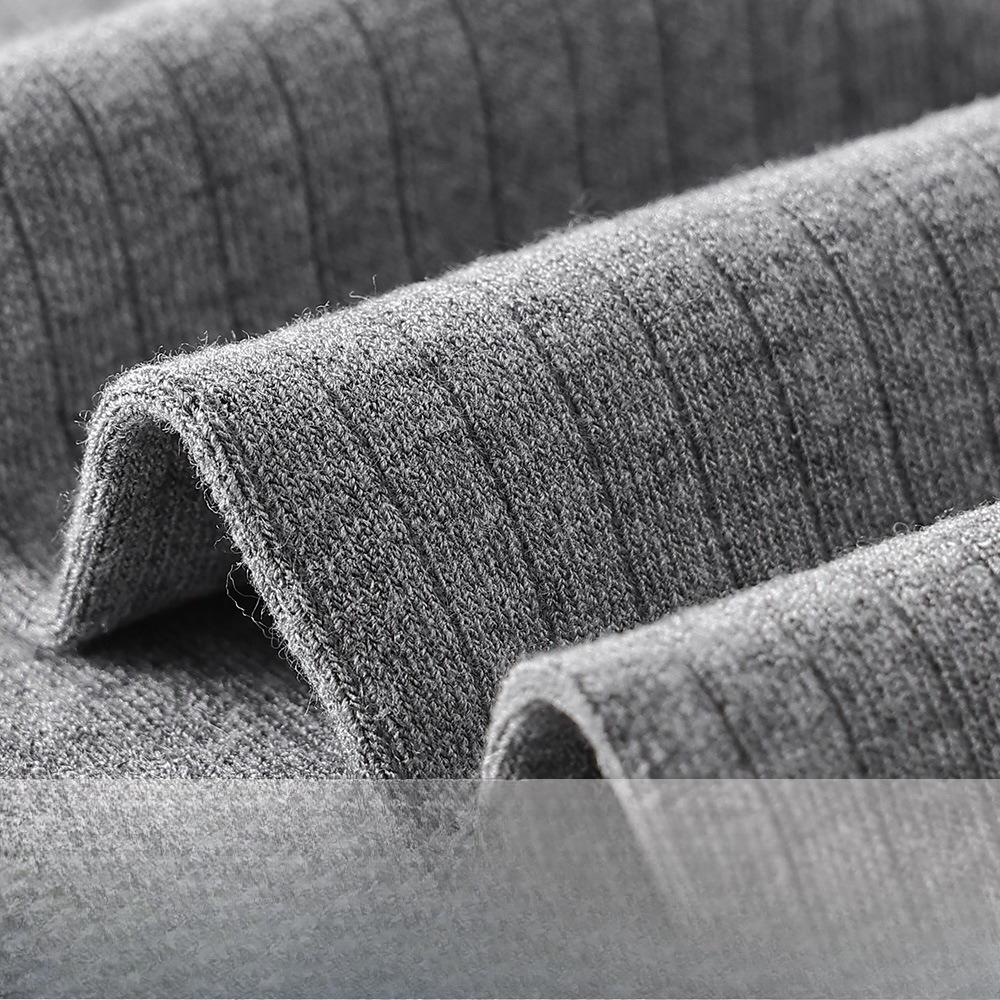 Woolen Knee-high Pile-up Socks Are Thick and Warm, Paired with Skirts. Warm Thigh-high Socks Are Paired with Boots and Long Socks