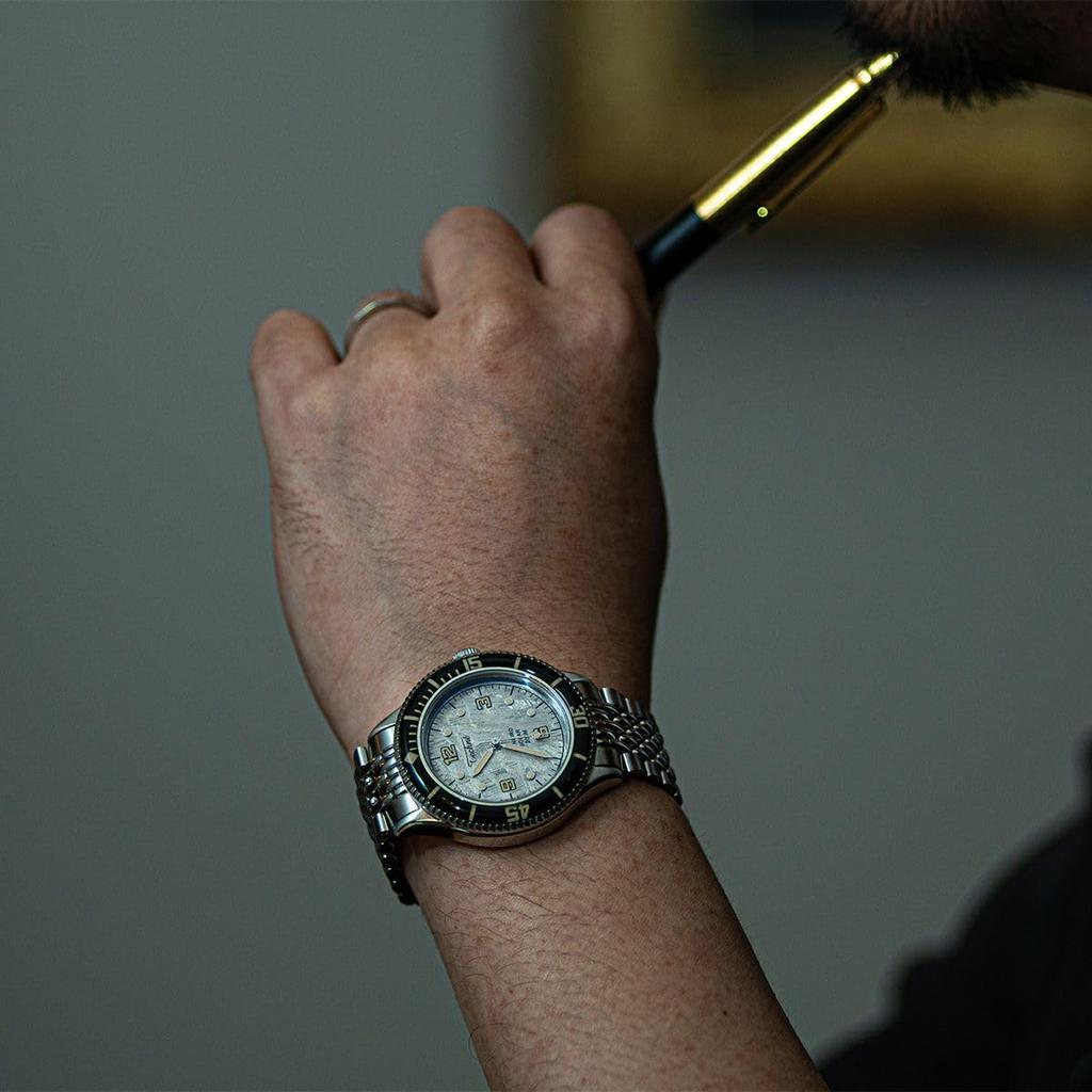 Techne Men's Marine Offshore Solar Watch with Meteorite Black Bezel, 5-Rice Bracelet, and 3 Hands