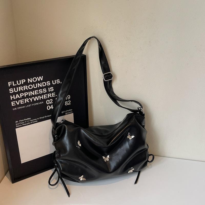 Casual commuting large-capacity bag women's new fashionable versatile shoulder messenger bag class tote bag