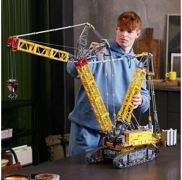 LEGO Technic 42146 Liebherr LR 13000 Crawler Crane