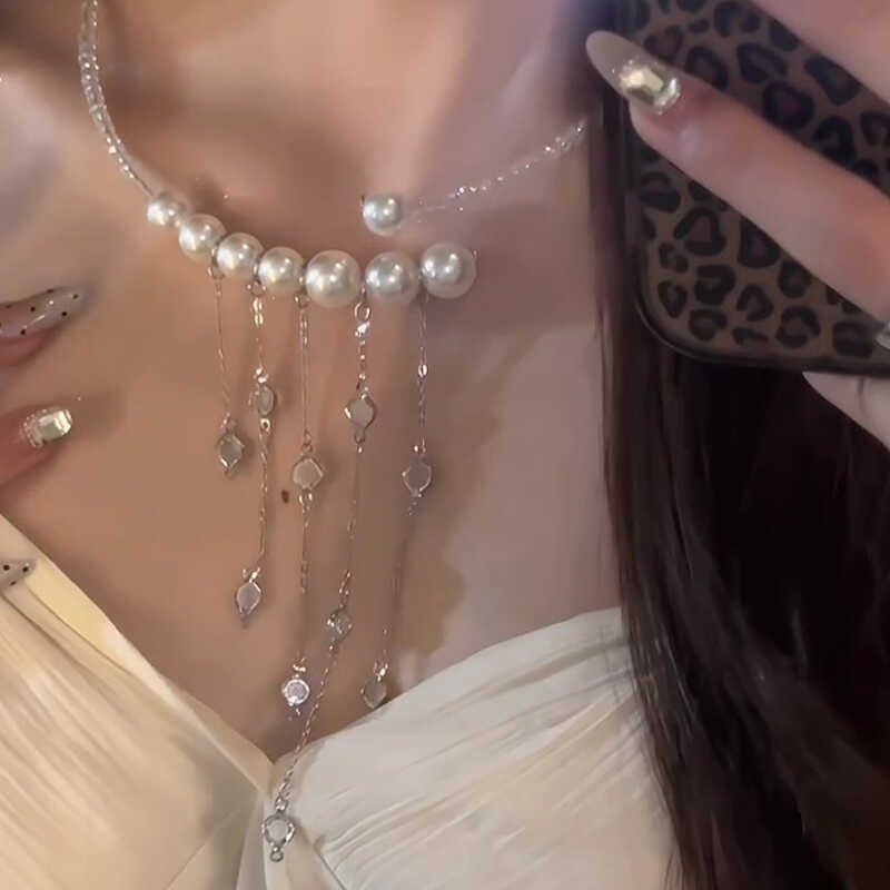 Glass Pearl Round Tassel Necklace Exquisite Niche Exaggerated Design Collar Fashion Personality Temperament Collar