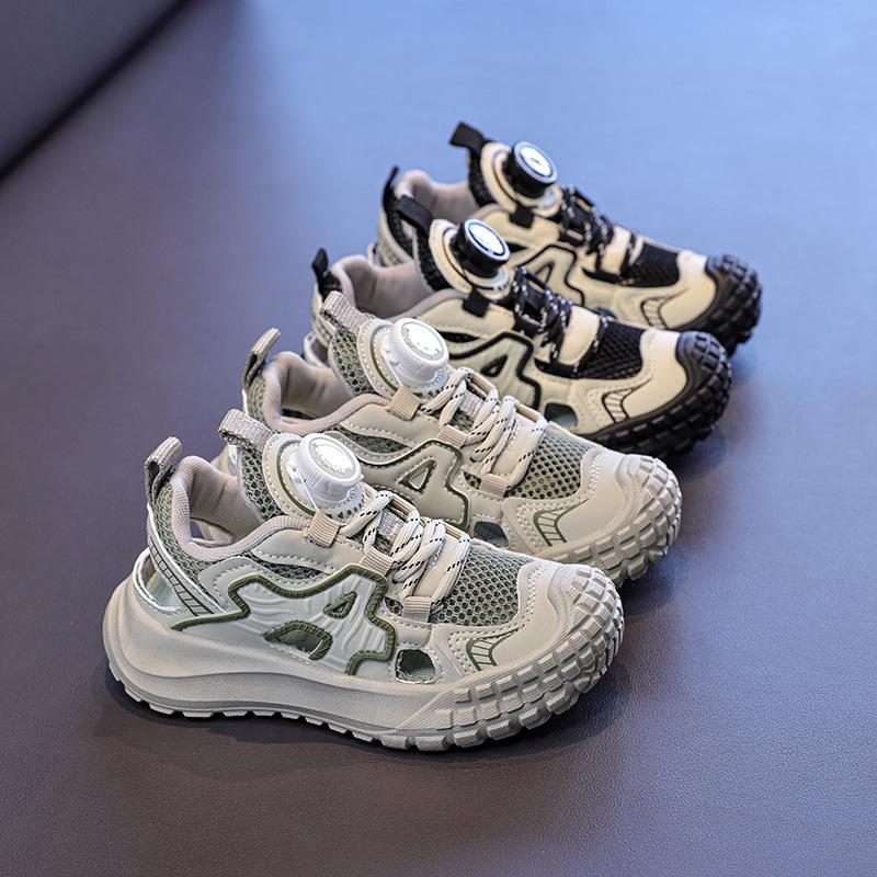 Boys sandals summer new middle and older children's sports bag head shoes non-slip soft sole boys hollow children's shoes