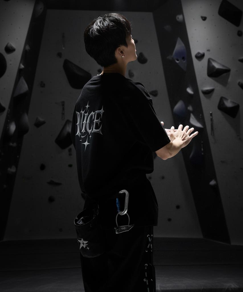 Keuleogsi Nice Print Drop Shoulder T-Shirt Black