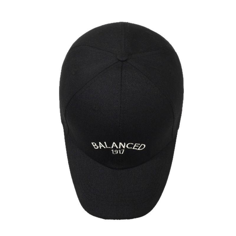 Stylish and delicate sun hat, unique personality, cap embroidery adds retro style and easily creates fashionable styling