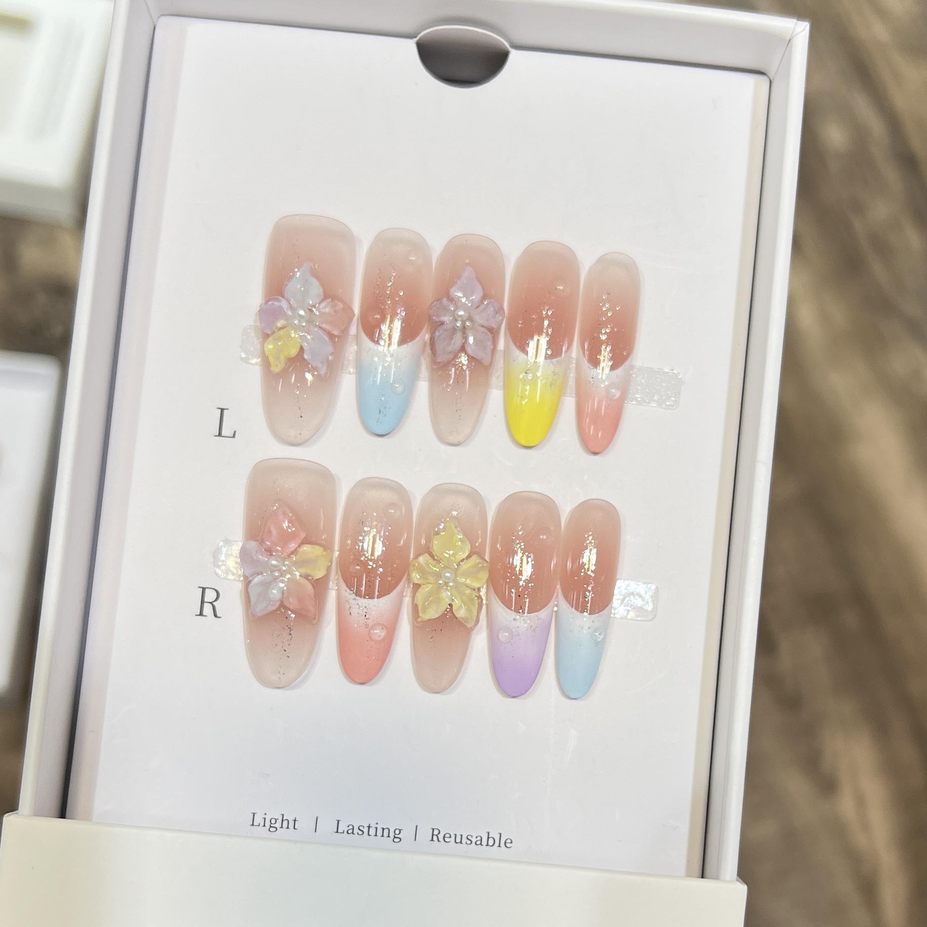 

Dairuisen Ручная роспись Радужный французский маникюр Съемные ногти Extra Small (XS)