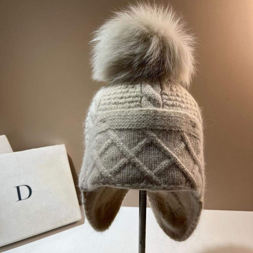 Fox Hairball Knitted Hat Winter Rabbit Plush Wool Ear Protector Hat Russian Outdoor Warm Rhombus Baotou Hat