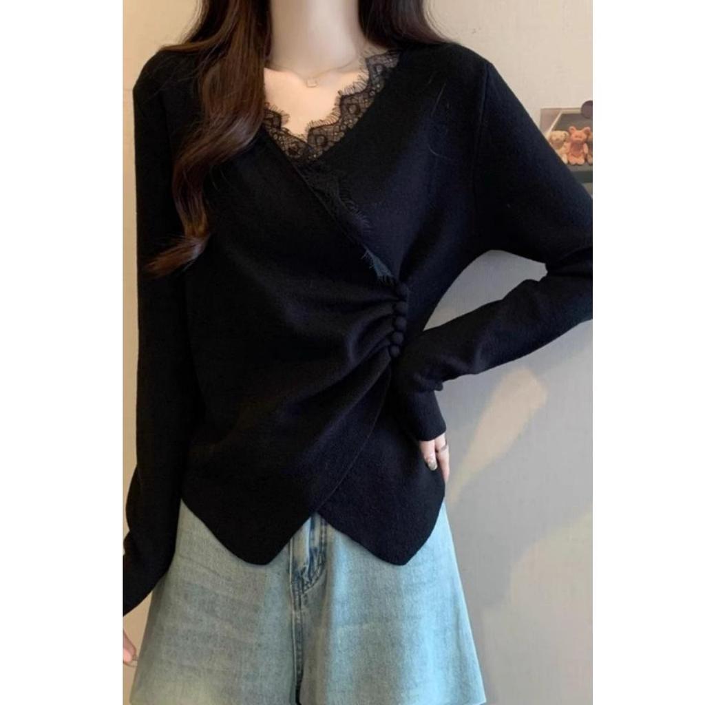 Plus Size French Lace Velvet V-Neck Base Layer Shirt for Women - Slimming Irregular Top for Autumn/Winter