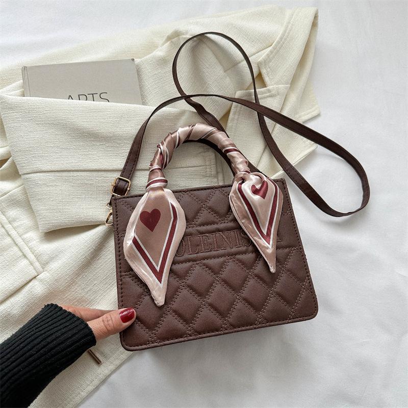 

This year s popular fashion diamond embroidery thread gentle temperament silk scarf handbag 2025 winter new tote bag