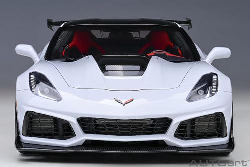 AUTOart 1/18 scale Chevrolet Corvette (C7) ZR1 Gray Metallic Finished Product