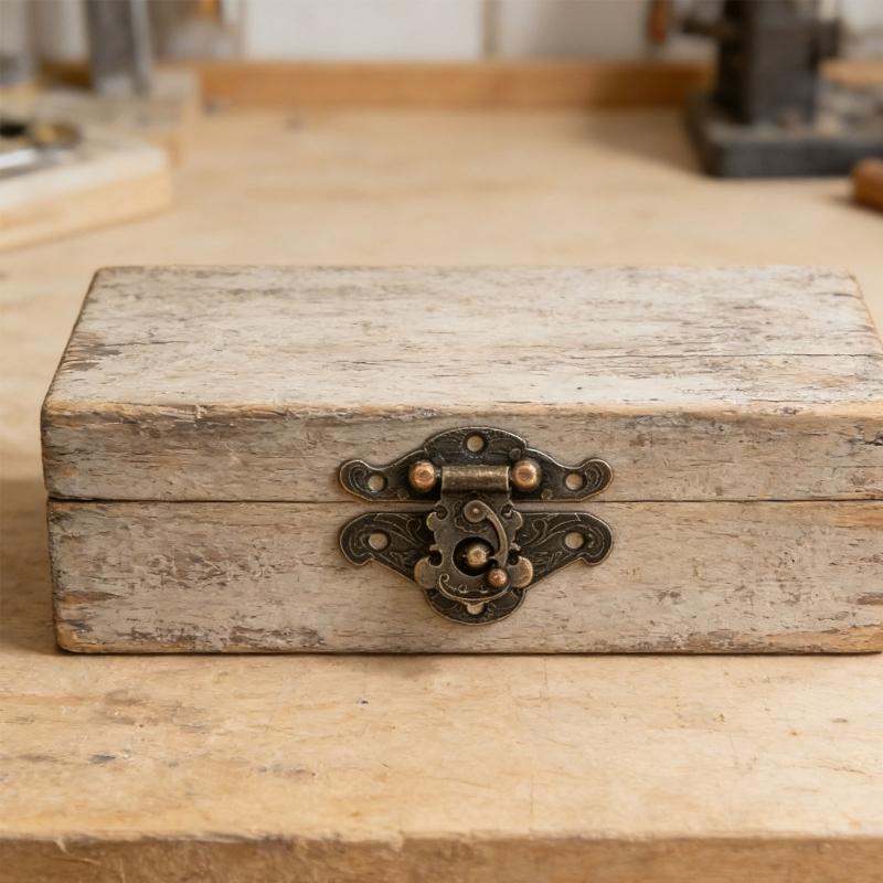 Traditional Weathered Look Cabinet Fasteners And Drawer Hardware Set Solid Metal Material