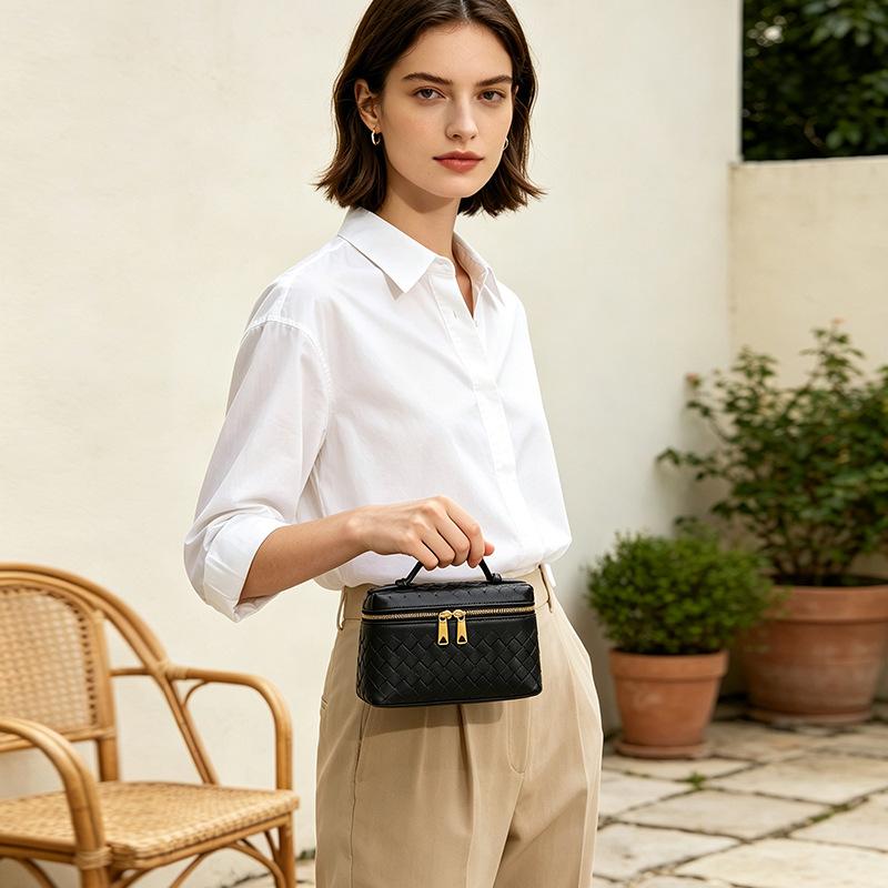 Woven Box Bag Women'S Bag New Year'S Woven Fashion Portable Retro Lunch Box Bag One Shoulder Messenger Bag