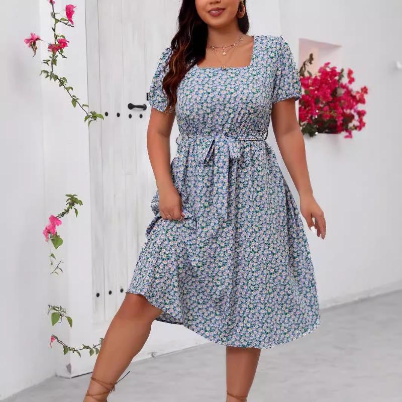 Rochie de vară florală pentru femei plinute, cu gât pătrat, mâneci scurte, cu centură, tiv A-line