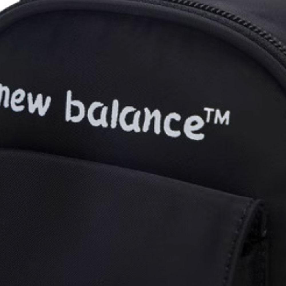 New Balance Torba crossbody z tkaniny New Balance Trąbki Unisex Czarna New Balance LAB52404-BK
