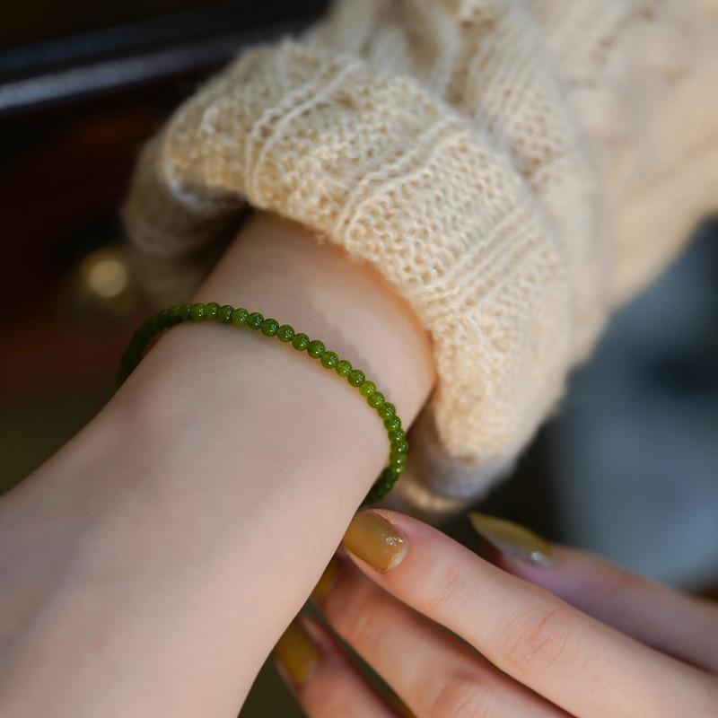Mini Emerald Bangle with Gold-plated Fine Design, Featuring Jade Beads, Giving A Light Luxury Touch.