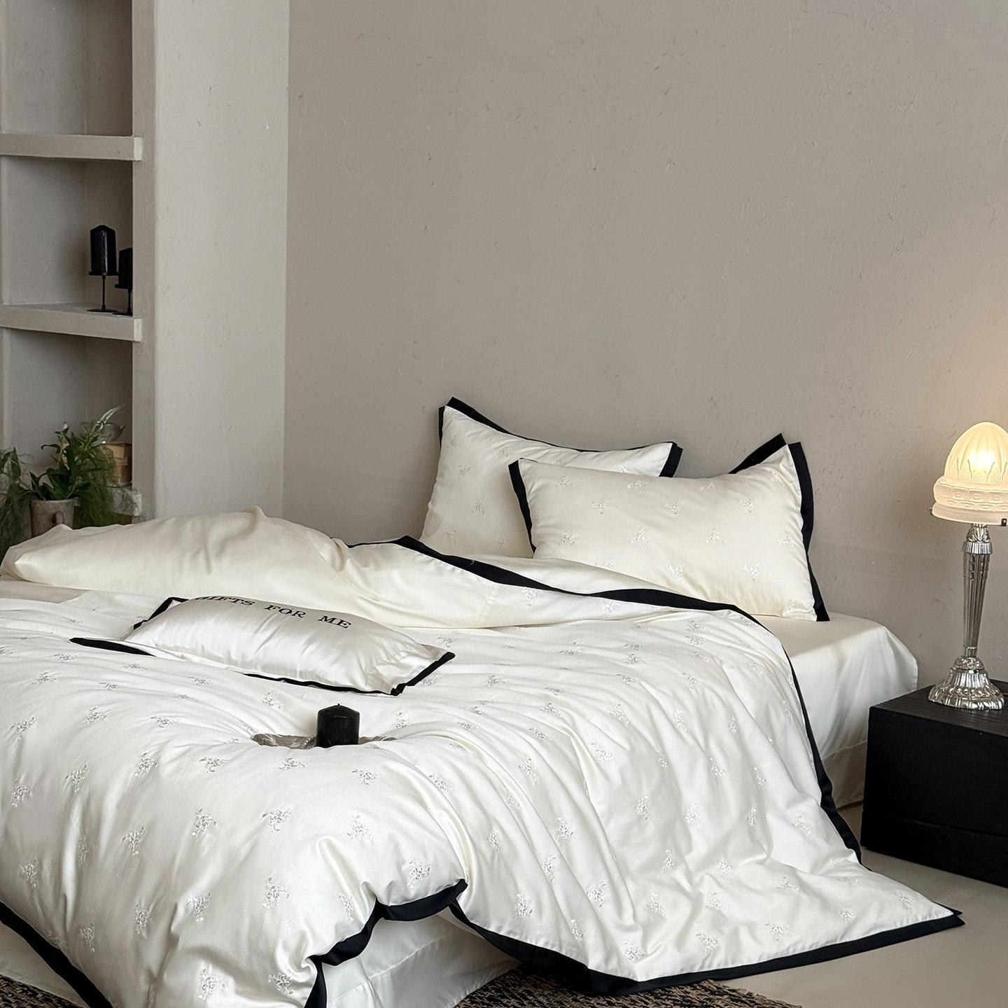 Svetanya Embroidered Egyptian Cotton Bedding Sets Bed Linens Solid Color Underwear Flat sheet Set&Queen