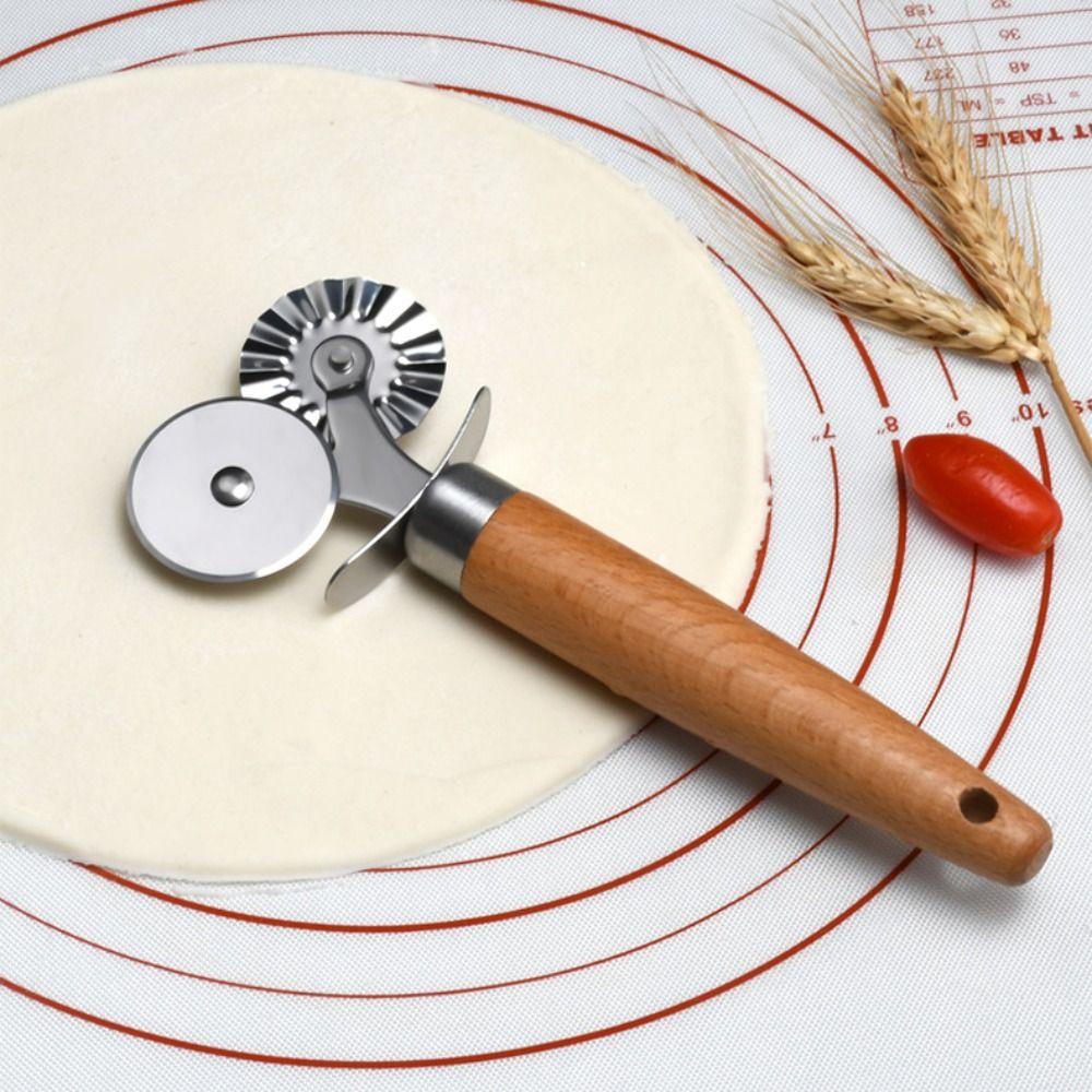 Double Wheel Ravioli Mold Wooden Handle Pasta Cutter Practical Dumpling Mold Baking Tool