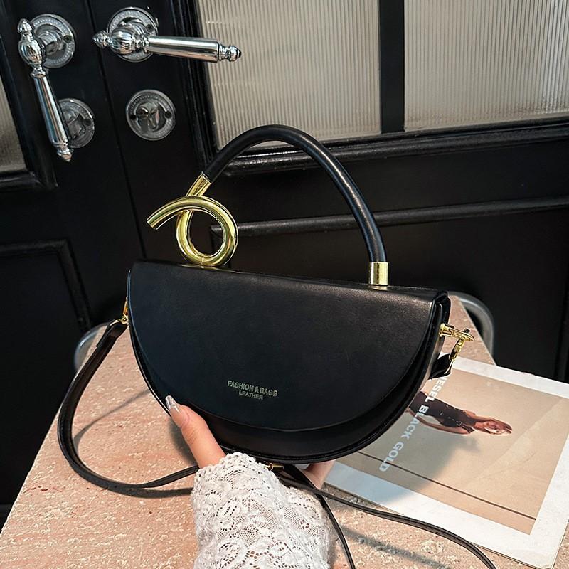 2025 New Fashionable Retro Semi-round Saddle Bag Texture Work Commuter One-shoulder Handbag Female