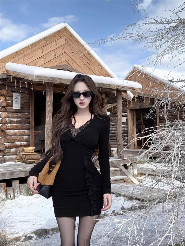 Spicy Girl Lace Dress: Sexy Two-Piece Look, Autumn Winter Ruffle Knit, Hip-Hugging Short Skirt