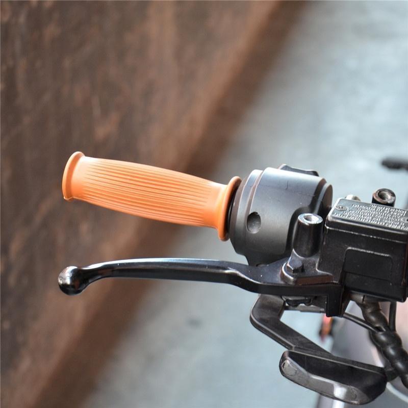 22MM Vintage Rubber Moto Handlebar Grips Anti-Slip Universal Fit for Cafe Racer Old School Bike Mod