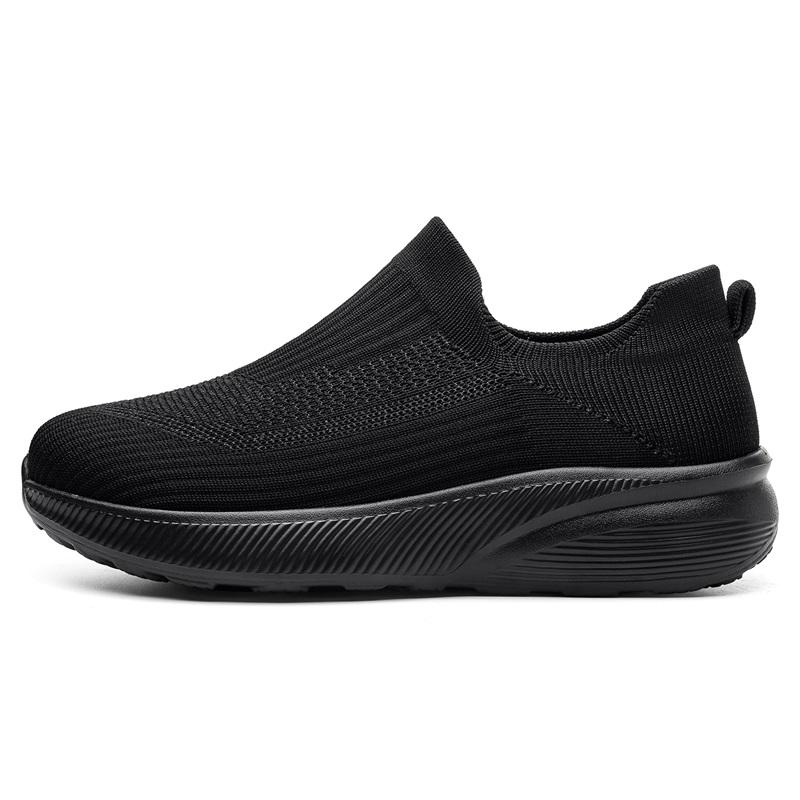 Plati slip-on kedas vīriešiem, īpaši plati