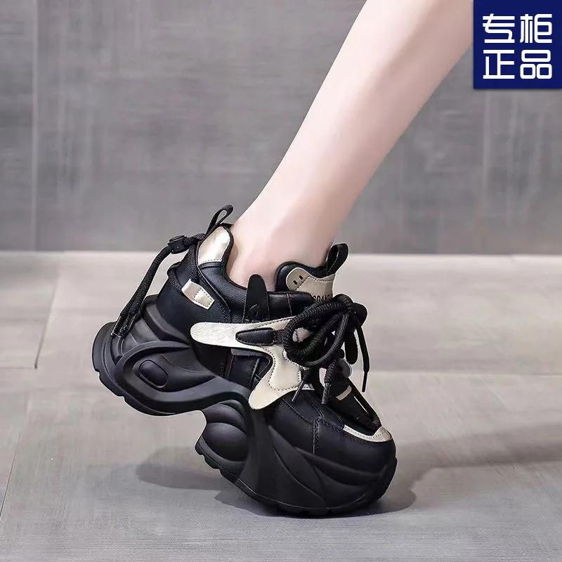 Wear Resistant Sports Shoes with Increased Height for Women 2024 New Spring/autumn Versatile Shopping and Leisure Shoes