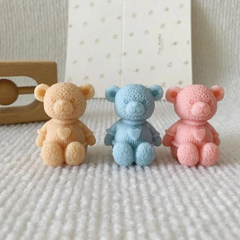 Mini Love Bear Candle Silicone Mould 3D Cute Sweater Bear Plaster Crafts Resin Cement Mold DIY Handmade Animal Soap Making Tool