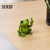 Miniature Resin Gorilla Ornaments Gorilla/Frog Figurine, Animal Ornament, Funny Gesture Statue Small Car Dashboard Accessories for Desktop Decor, Cute