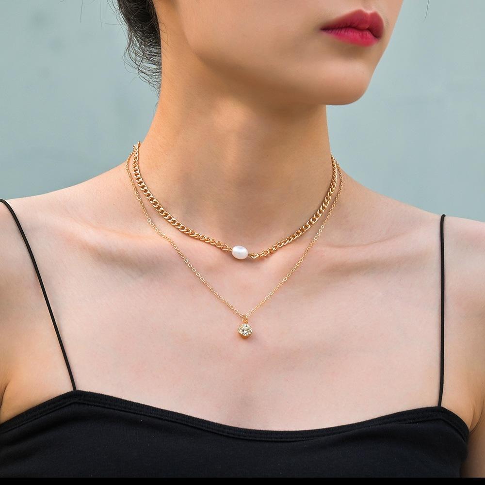 Personalisierter Scheiben-Liebesanhänger, mehrlagige Damen-Halskette Schlüsselbeinkette