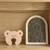 Pet leave the door, close the door automatically, enter and exit room freely, door stall is cute, cartoon door stall,